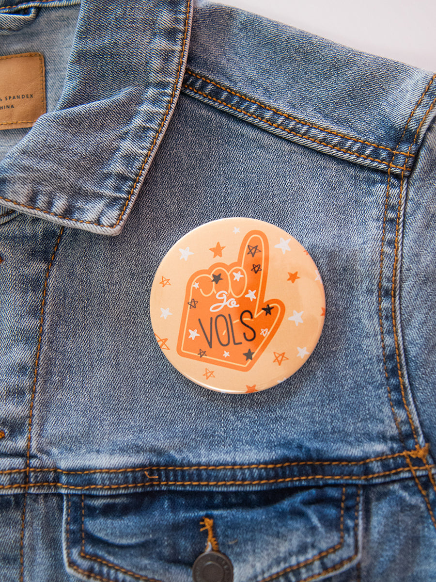 Go Vols Foam Finger Button Features
