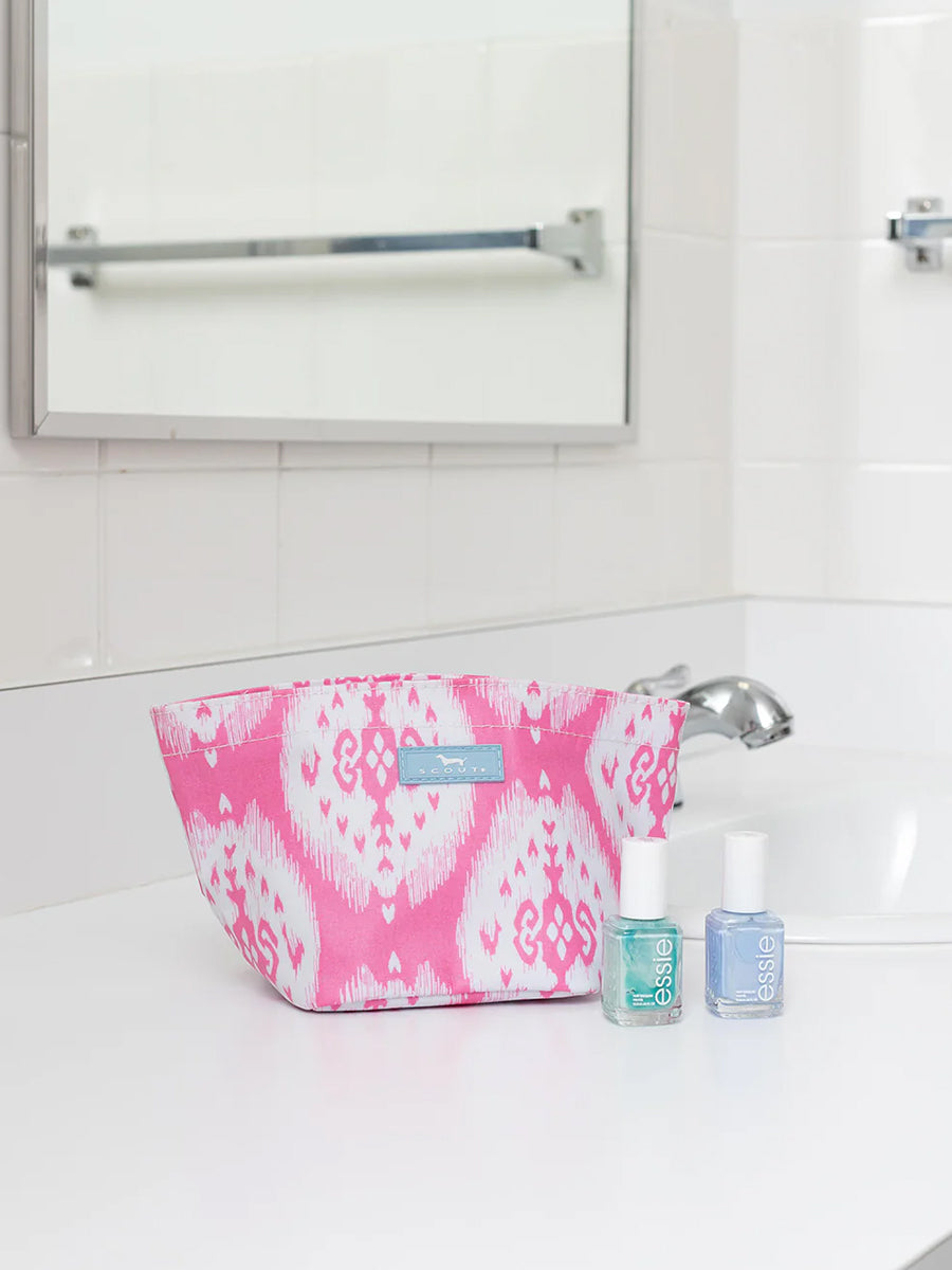 Big roomy pink makeup bag