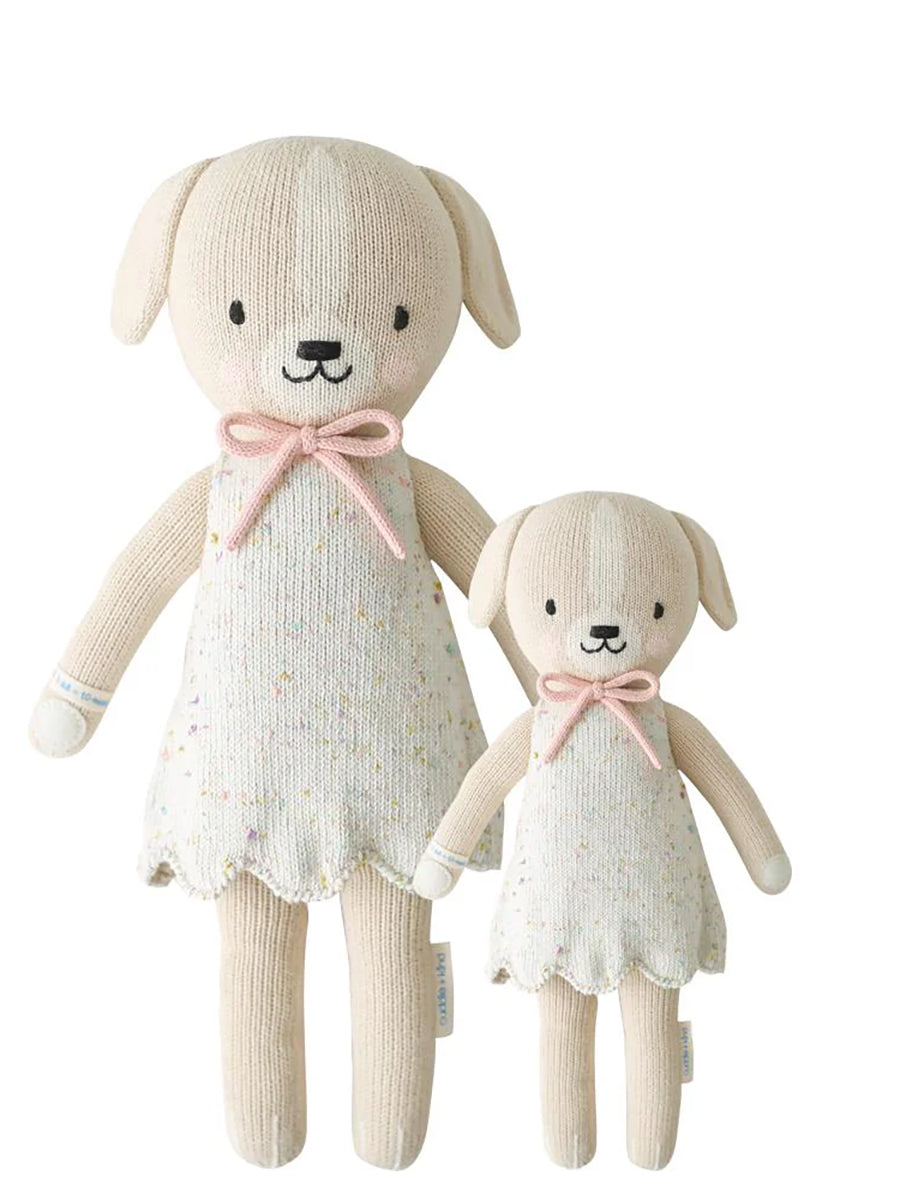 Stuffed dogs in two sizes for babies