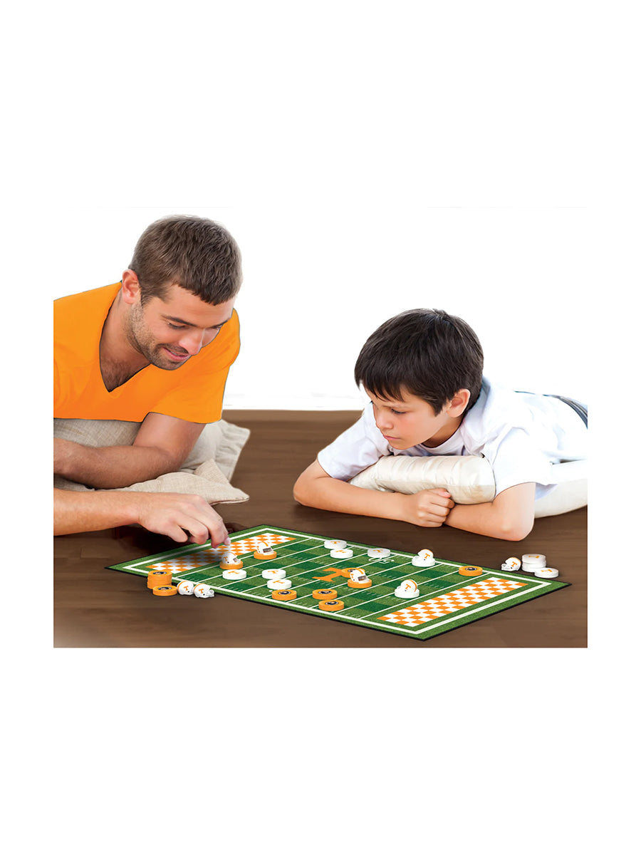 Family Volunteers Checkers Game