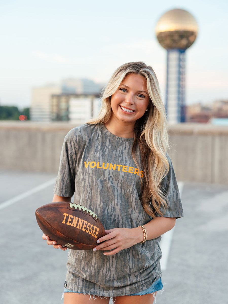 VOLUNTEERS camo t-shirt
