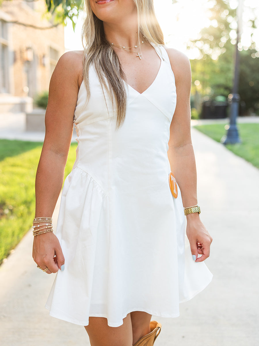 White V-Neck Sleeveless Dress