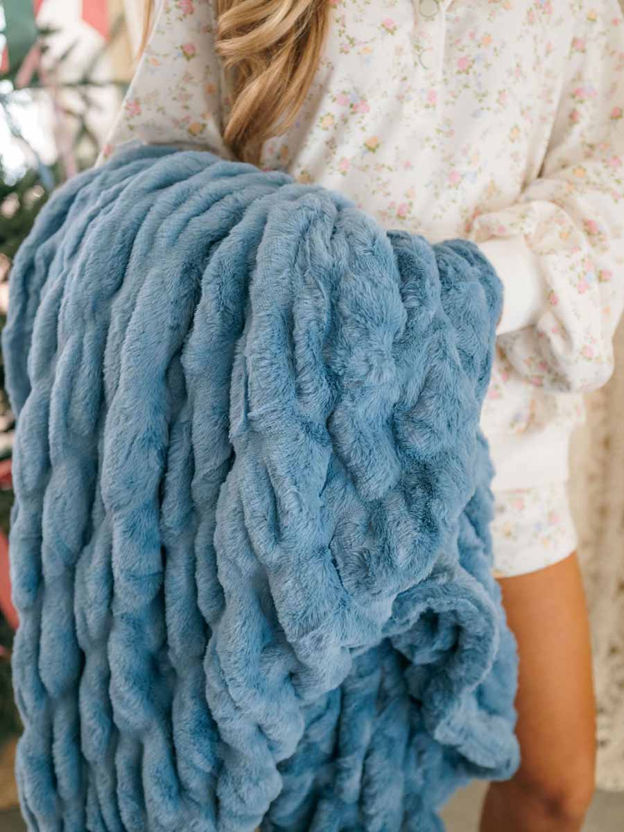 Luxurious Ruched Throw Blanket (5 Colors) **Doorbuster**