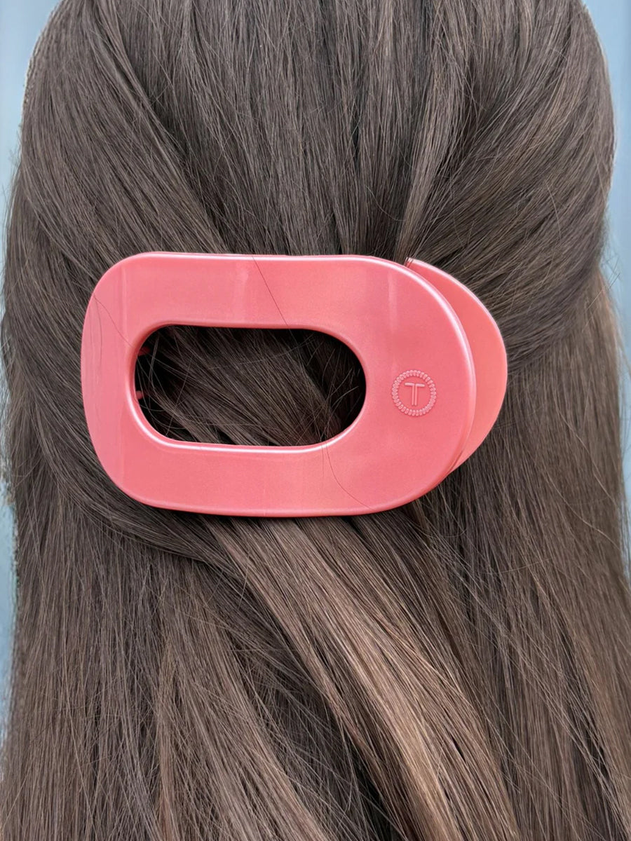 Teleties Calming Coral Medium Flat Round Hair Clip