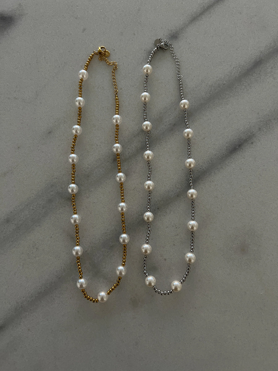 Pearl Beaded Necklace (2 Colors)