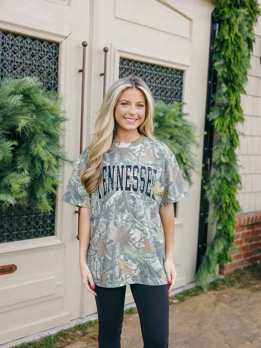 Green Leaf Camo Black Tennessee Arch Short-Sleeve T-Shirt