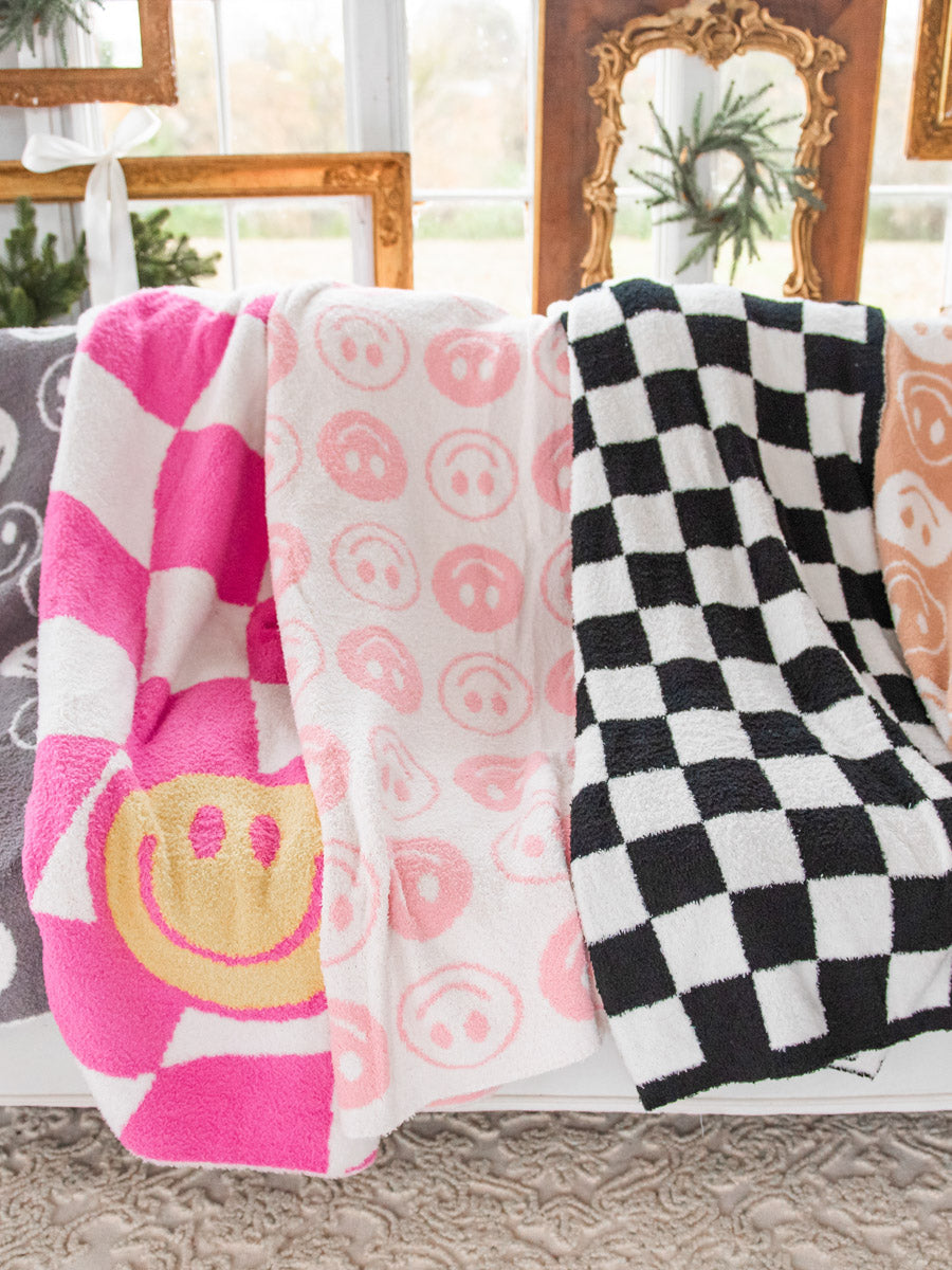 Patterned Throw Blankets
