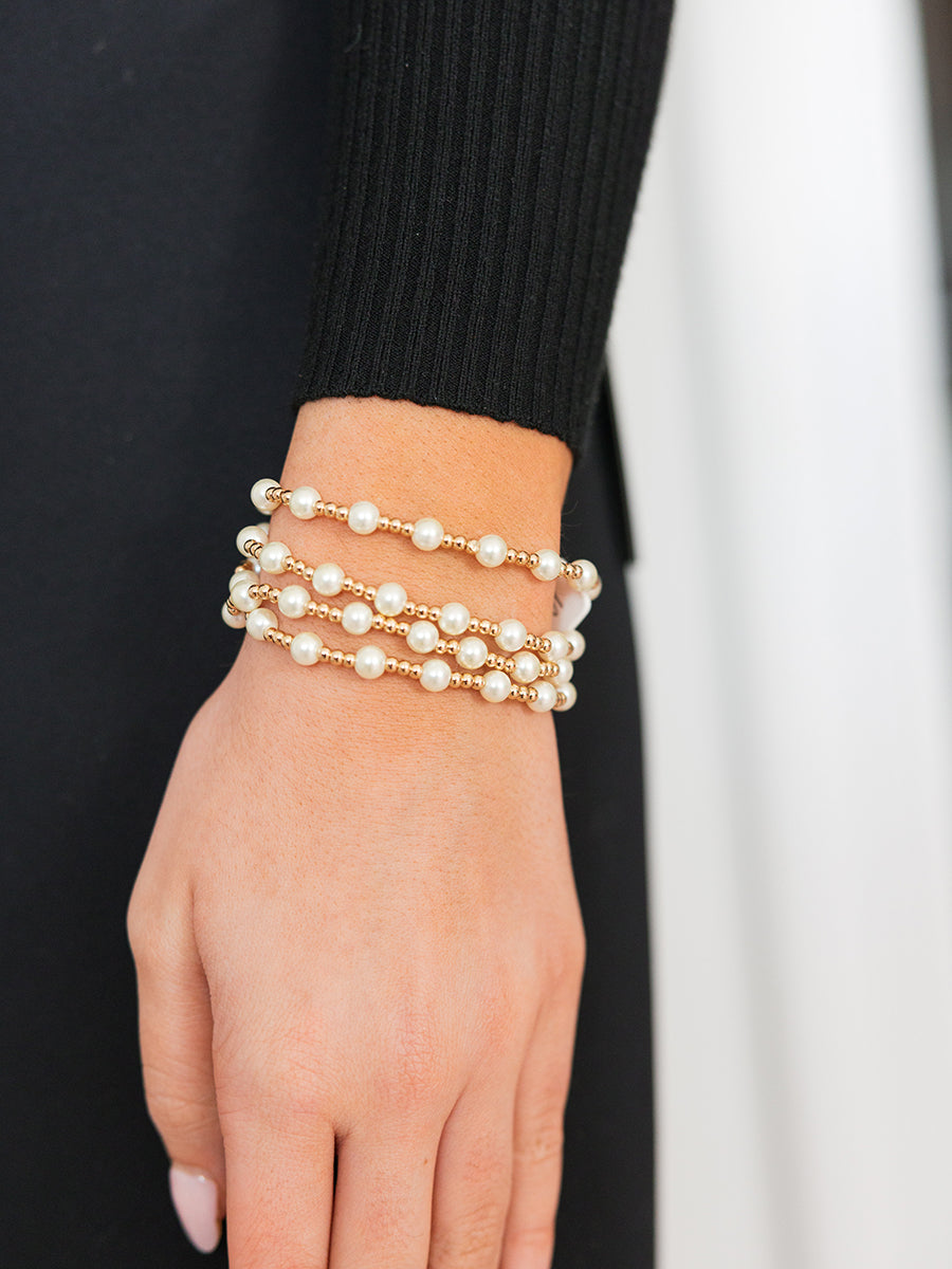 Pearl and gold bead bracelet set