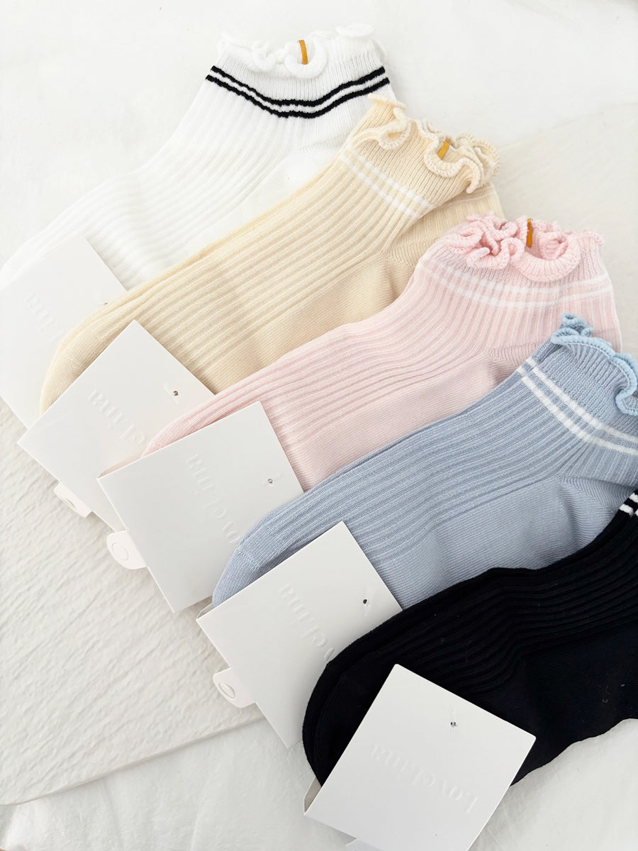 Five colors of Ruffled Anklets