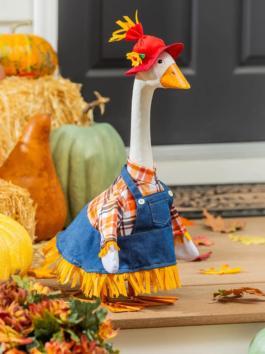 Giddy the Goose Outfit (13 Styles)