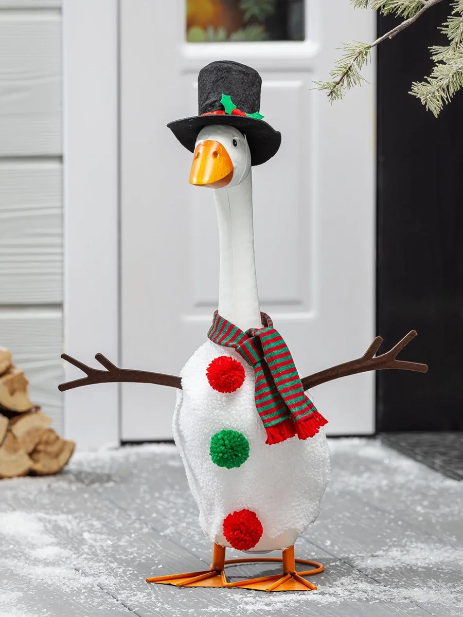 Giddy the Goose Outfit (13 Styles)