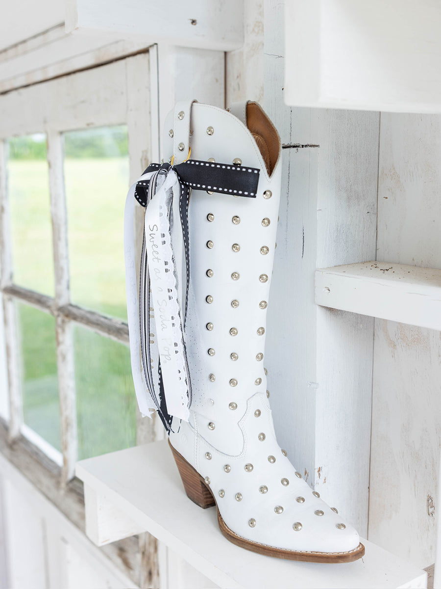 Black and white multi-ribbon boot bows