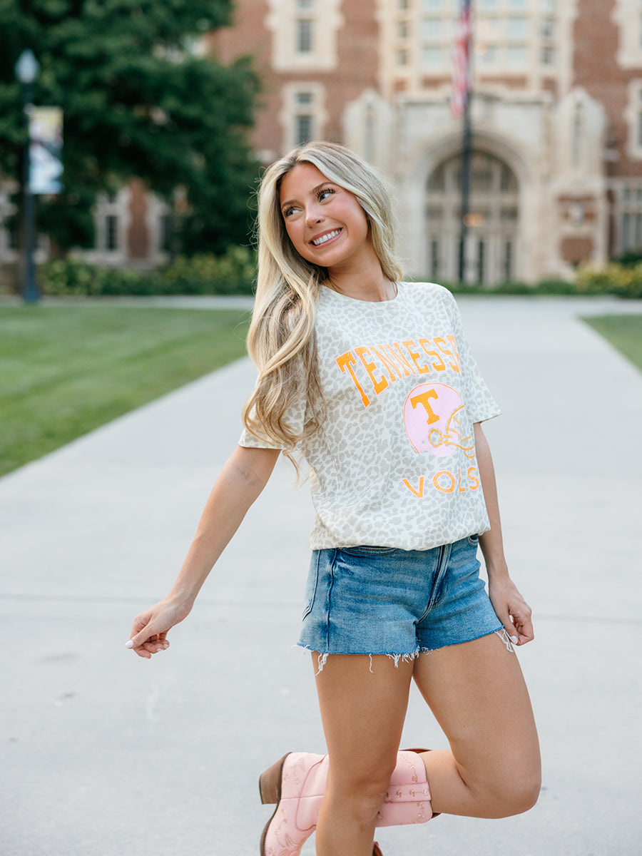 Leopard Tennessee Helmet Short-Sleeve T-Shirt